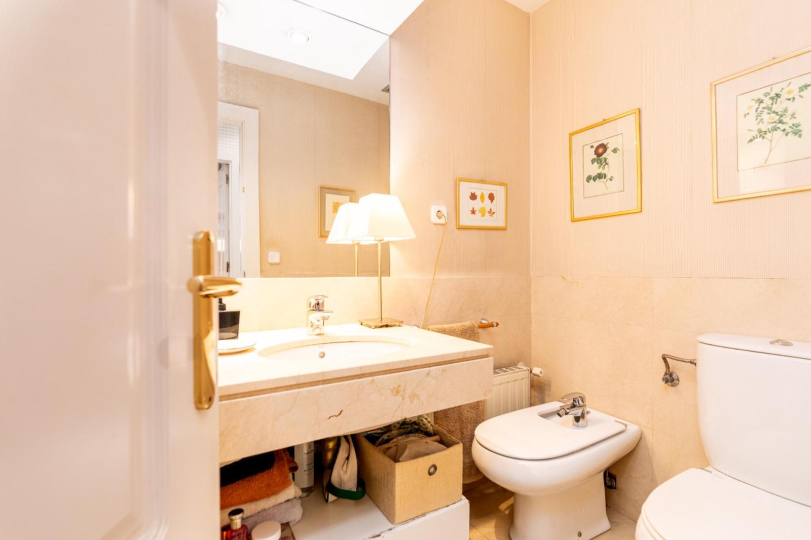 Flat for Sale in Madrid