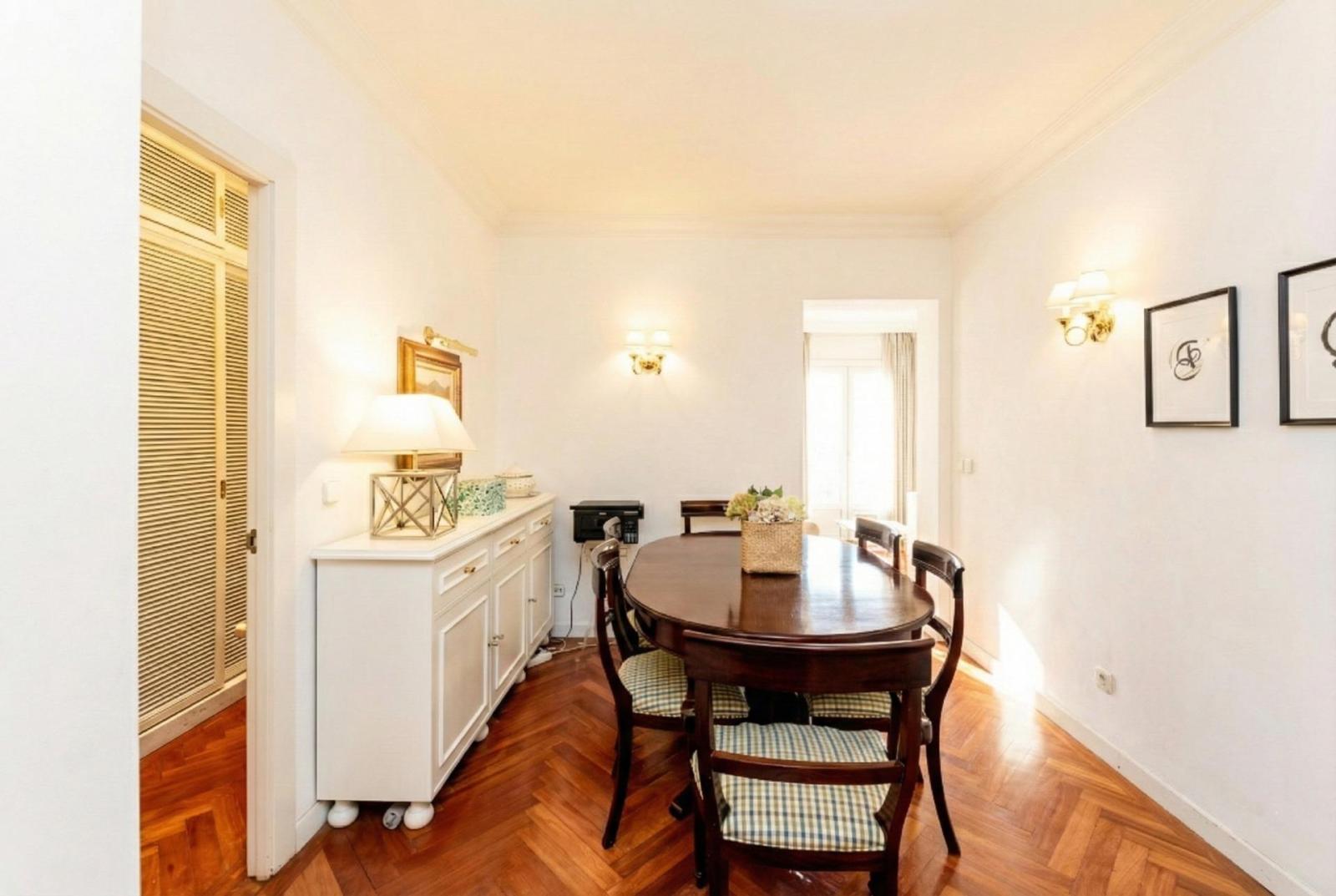Flat for Sale in Madrid