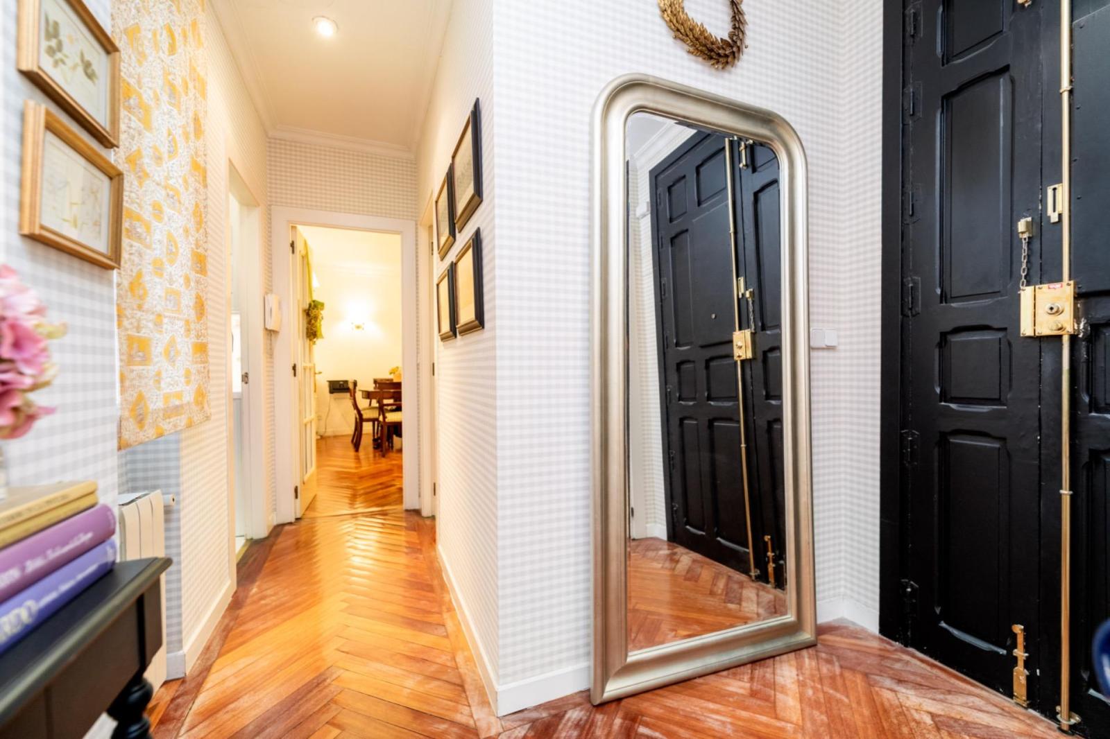Flat for Sale in Madrid