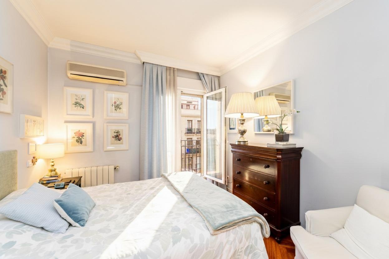 Flat for Sale in Madrid