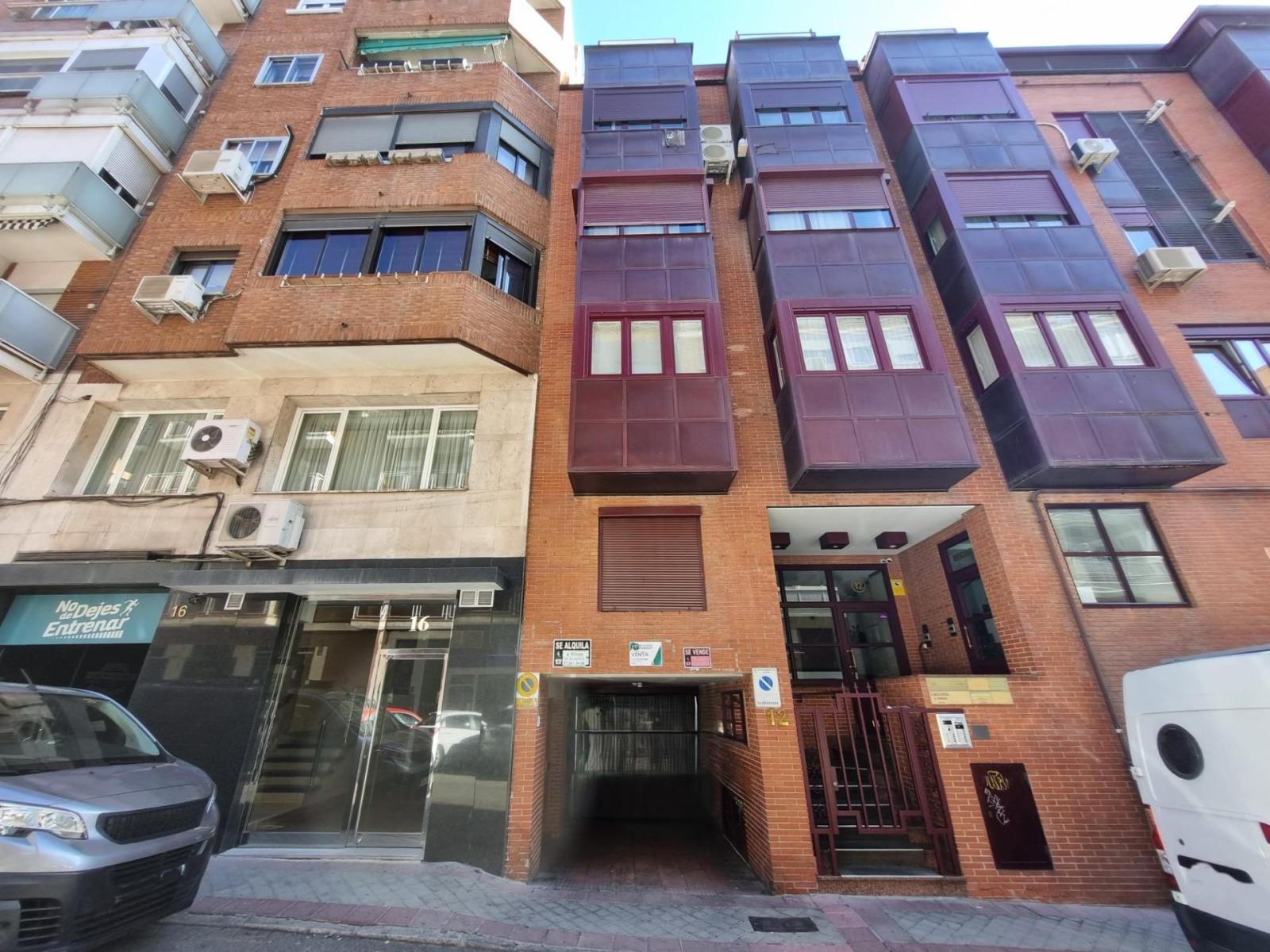 Garage for Rent in Madrid
