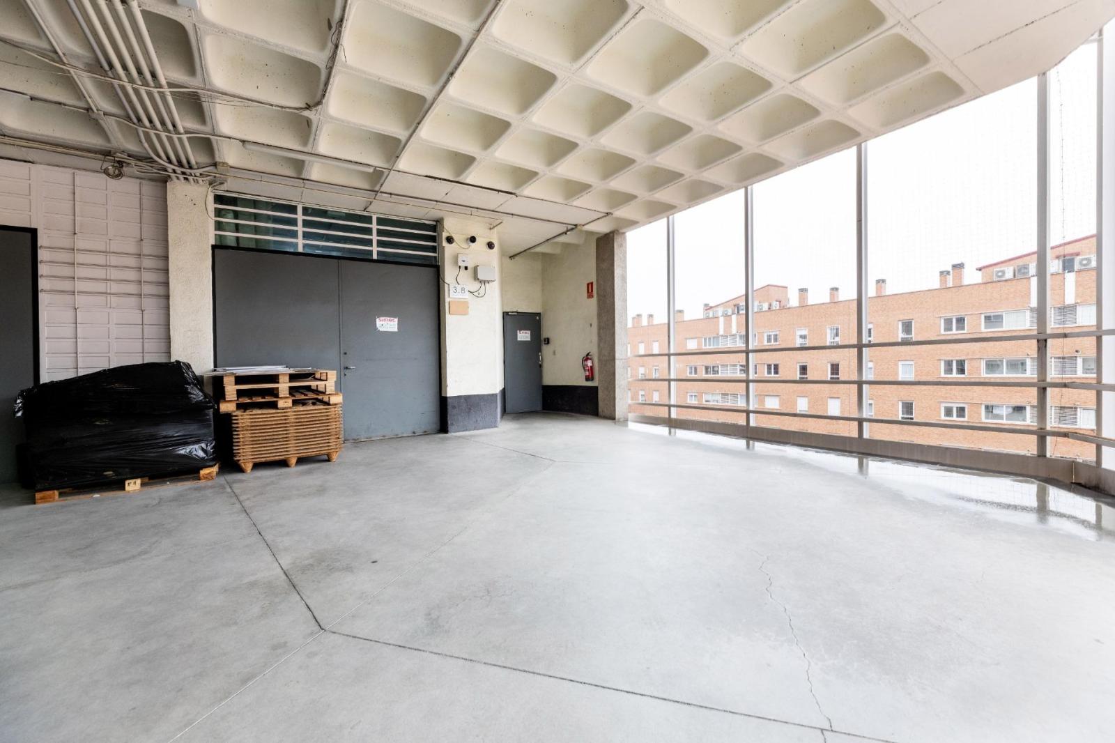 Industrial Unit for Sale in Madrid