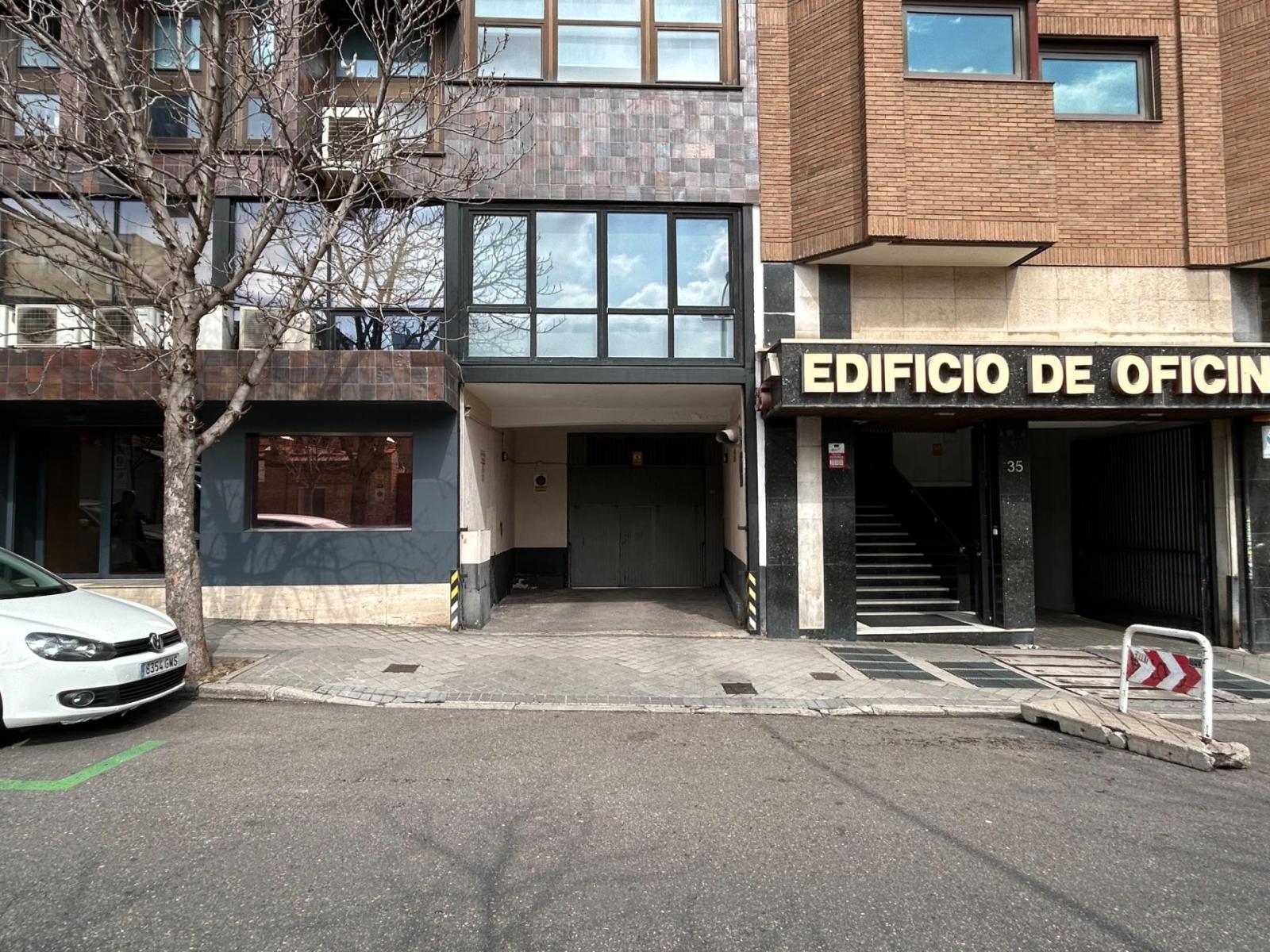 Garaje en Venta en Madrid