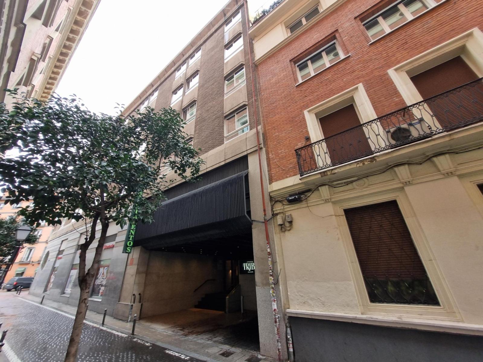 Garage for Sale in Madrid
