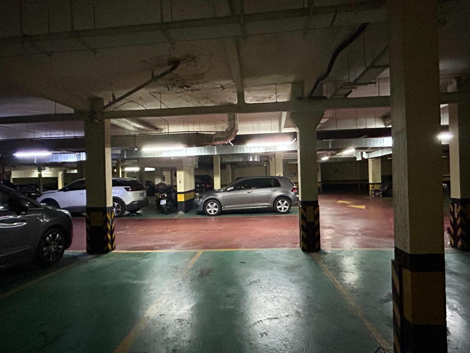 Garage for Sale in Madrid