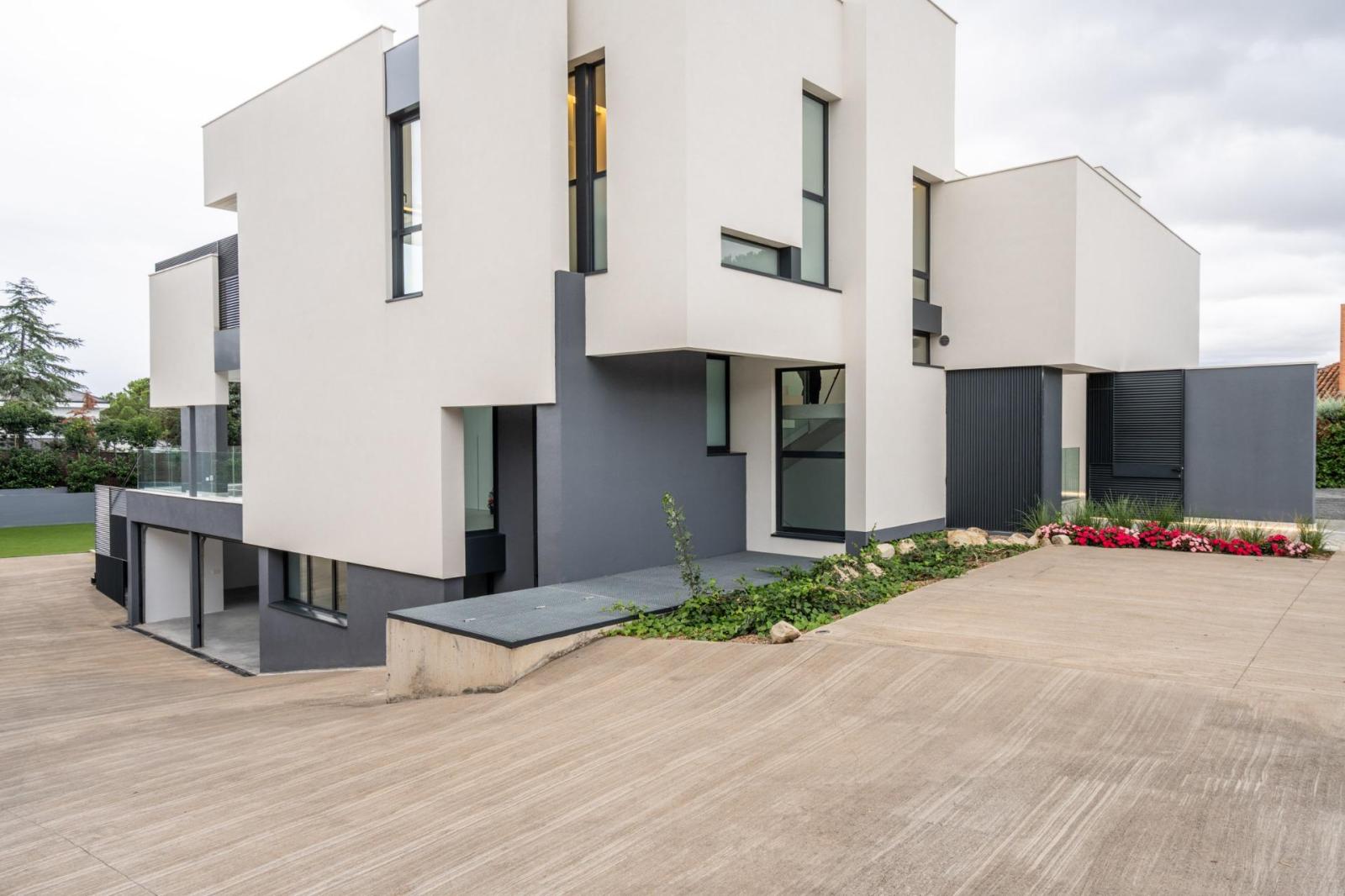Chalet for Sale in Las Rozas de Madrid