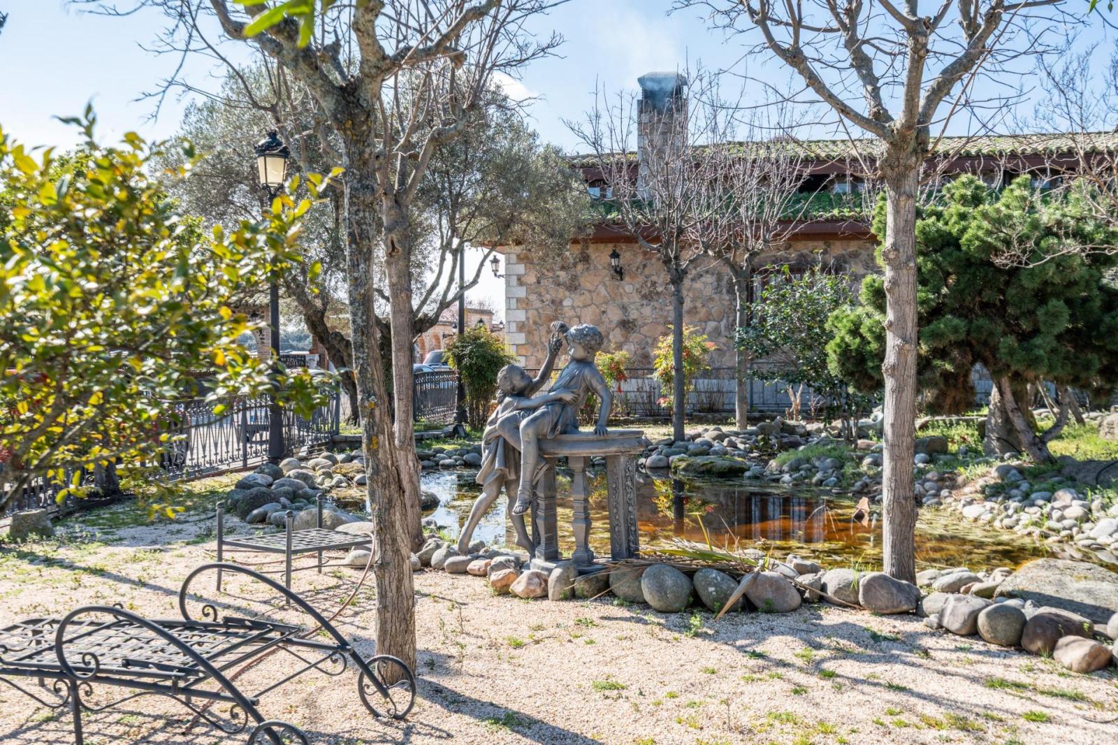 Plot for Sale in Robledo de Chavela