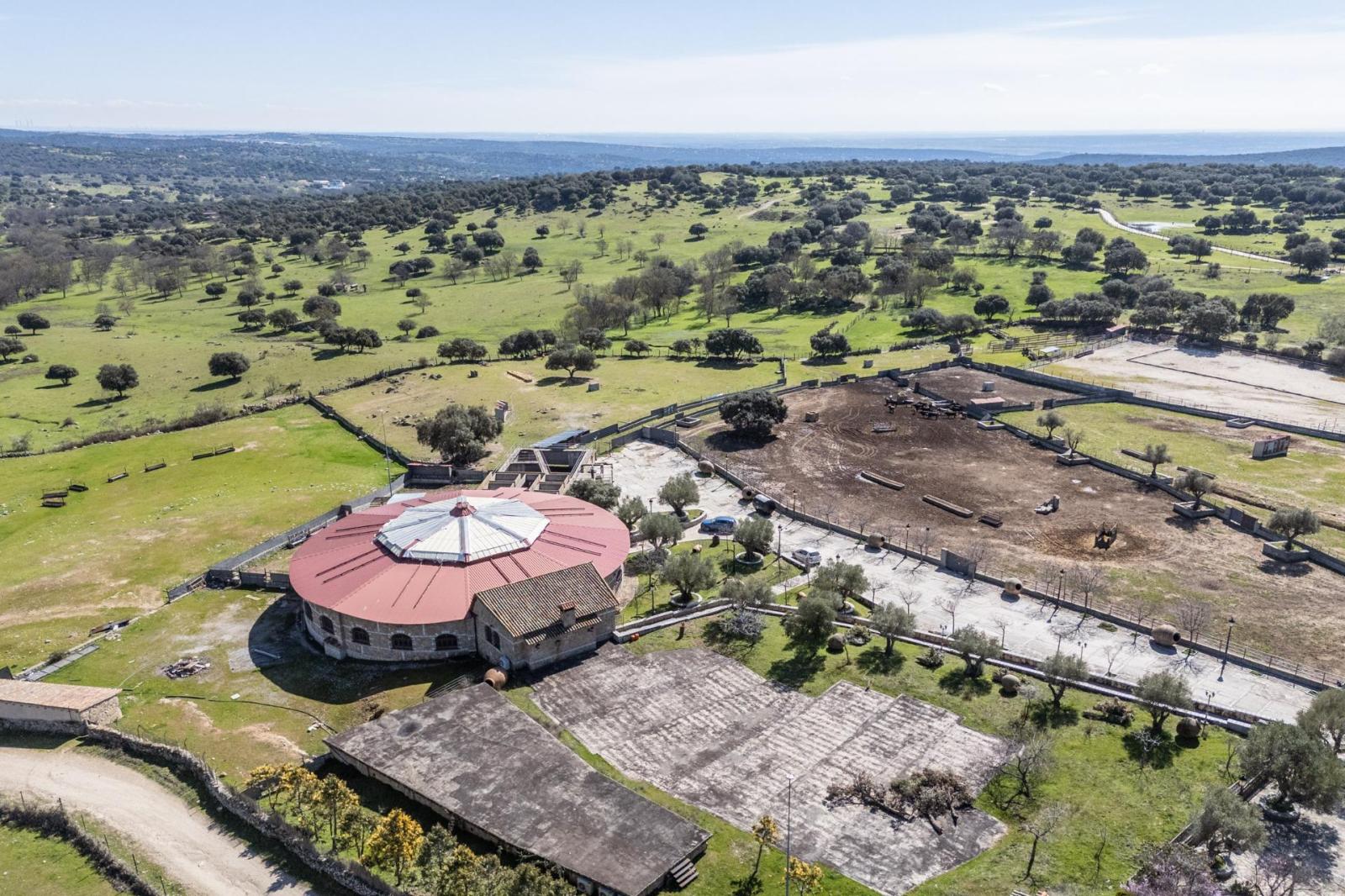 Plot for Sale in Robledo de Chavela