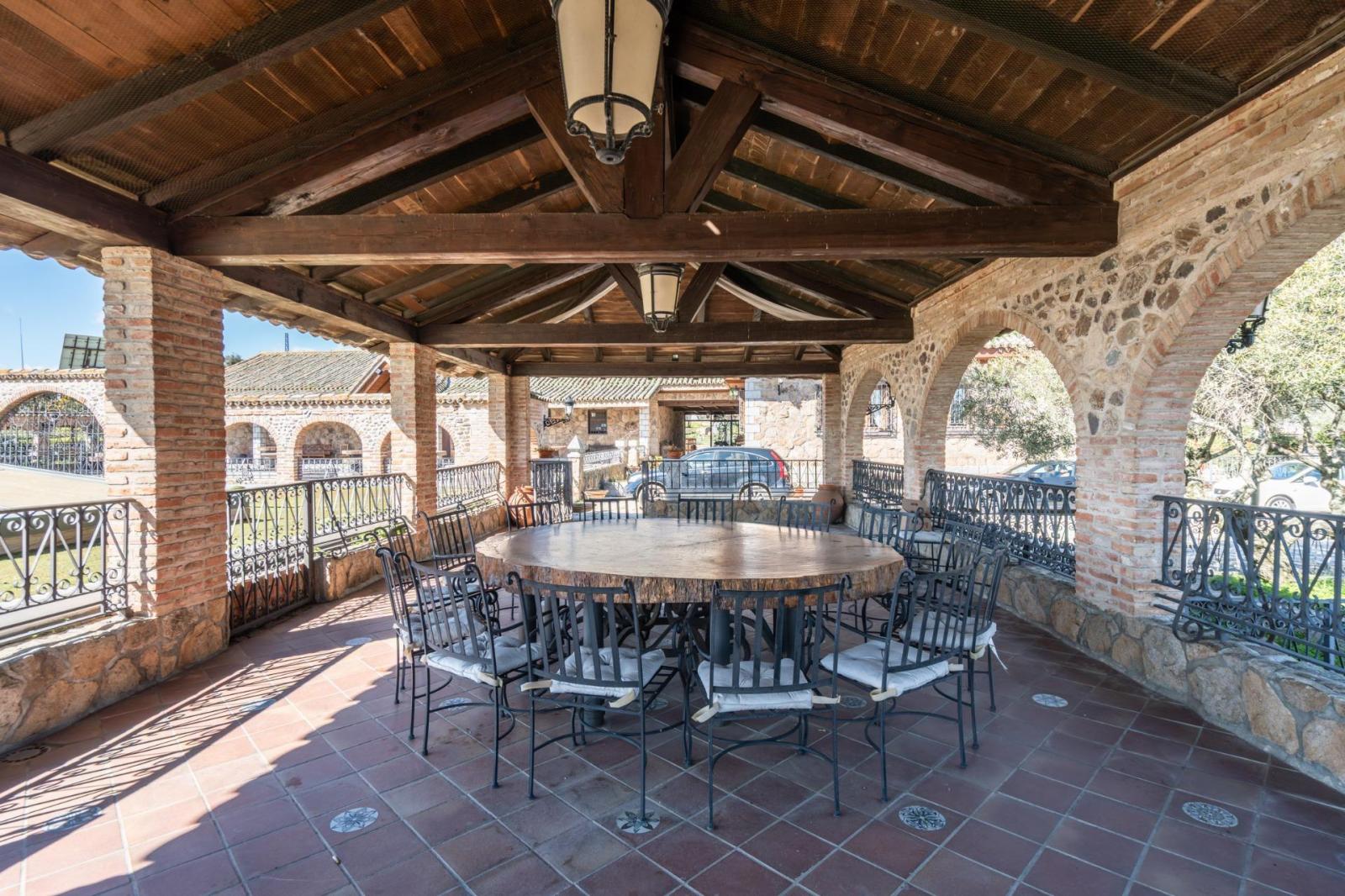 Plot for Sale in Robledo de Chavela