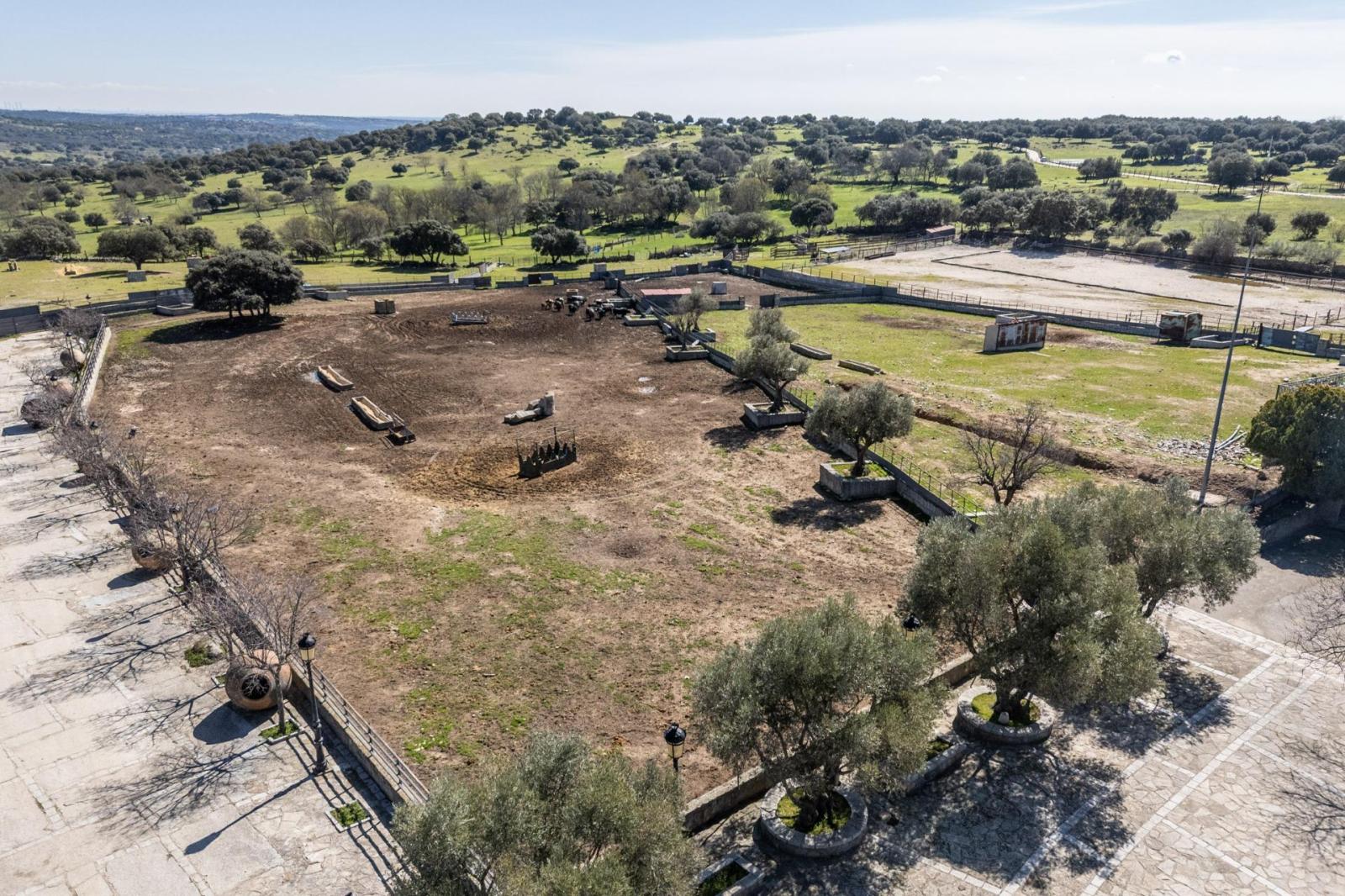 Plot for Sale in Robledo de Chavela