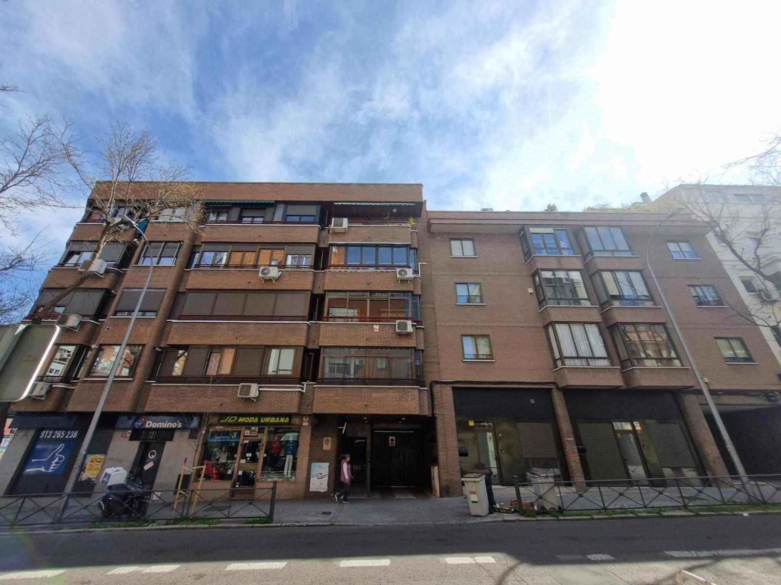 Garage for Sale in Madrid
