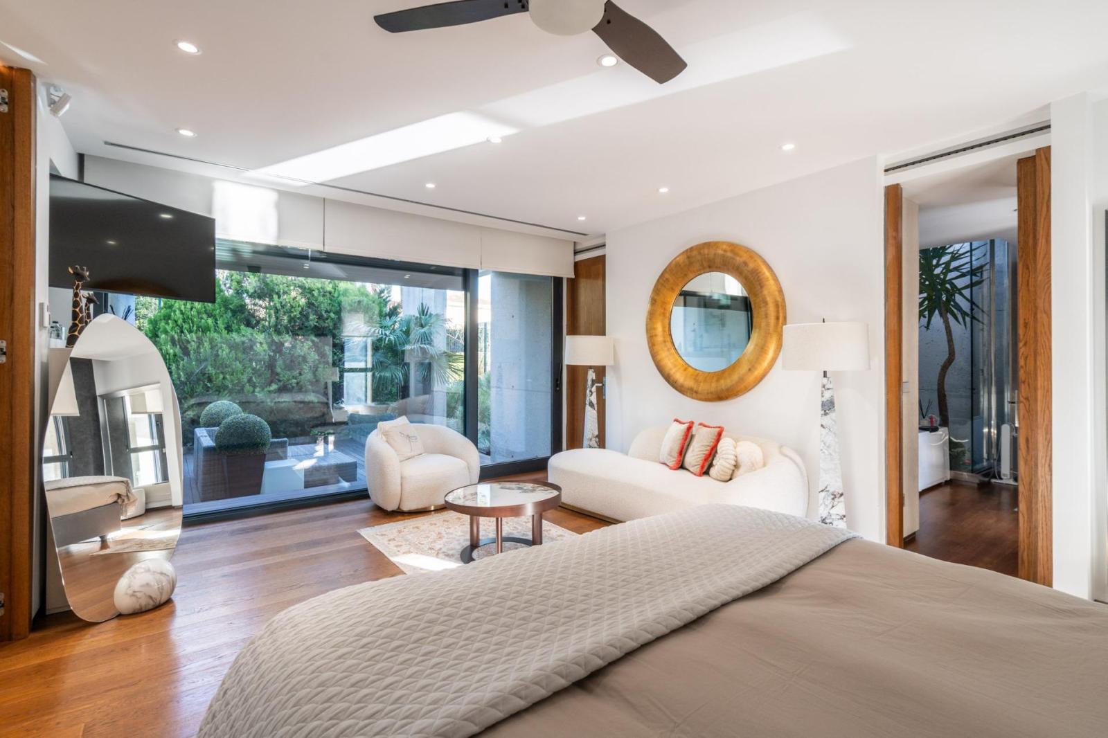 Villa for Sale in Villaviciosa de Odón