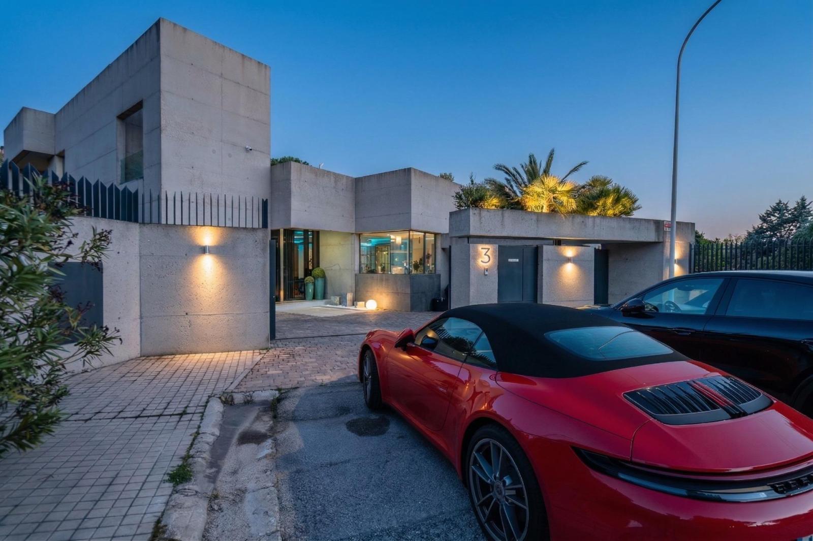 Villa for Sale in Villaviciosa de Odón