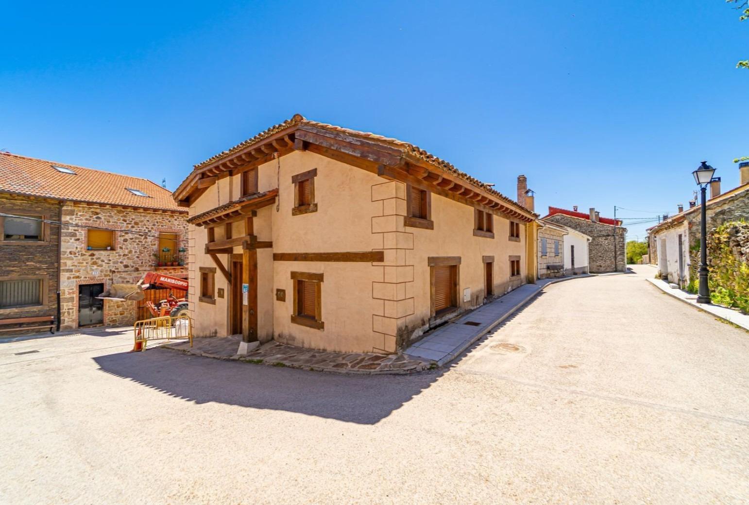 Chalet for Sale in Somosierra