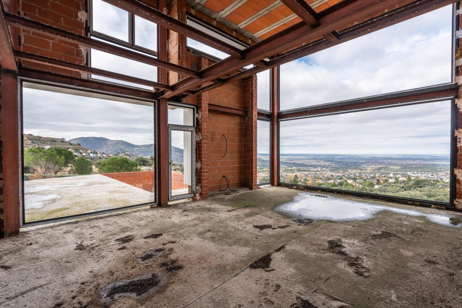 Chalet for Sale in El Espinar