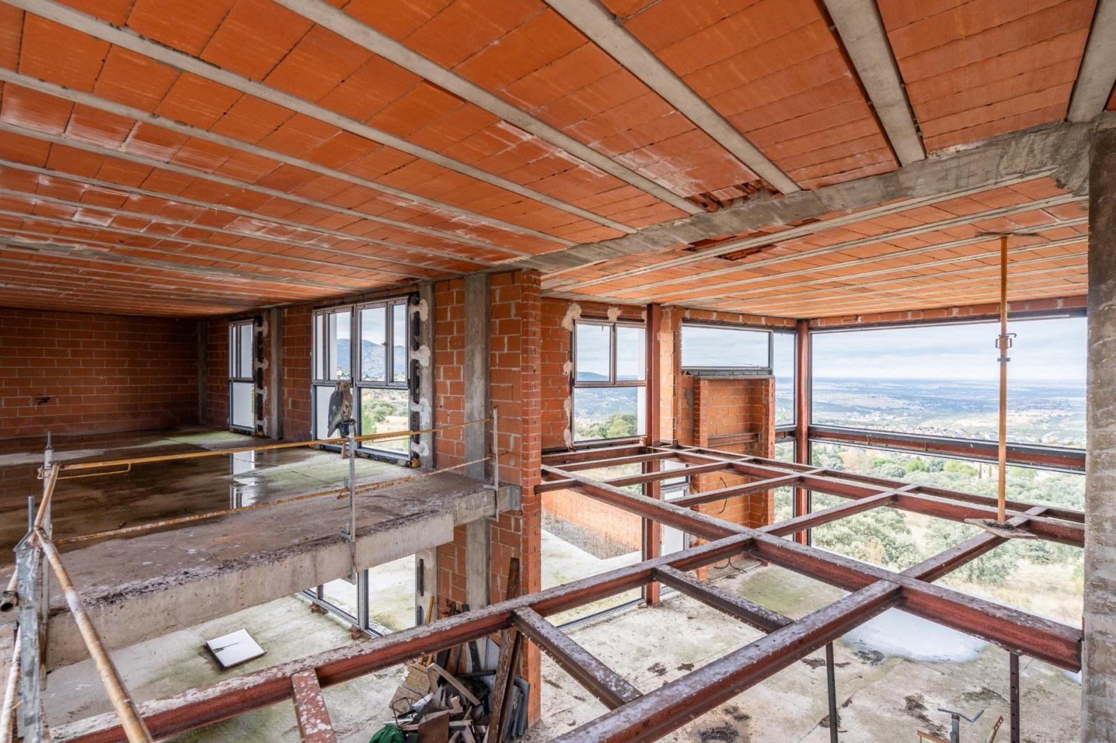 Chalet for Sale in El Espinar