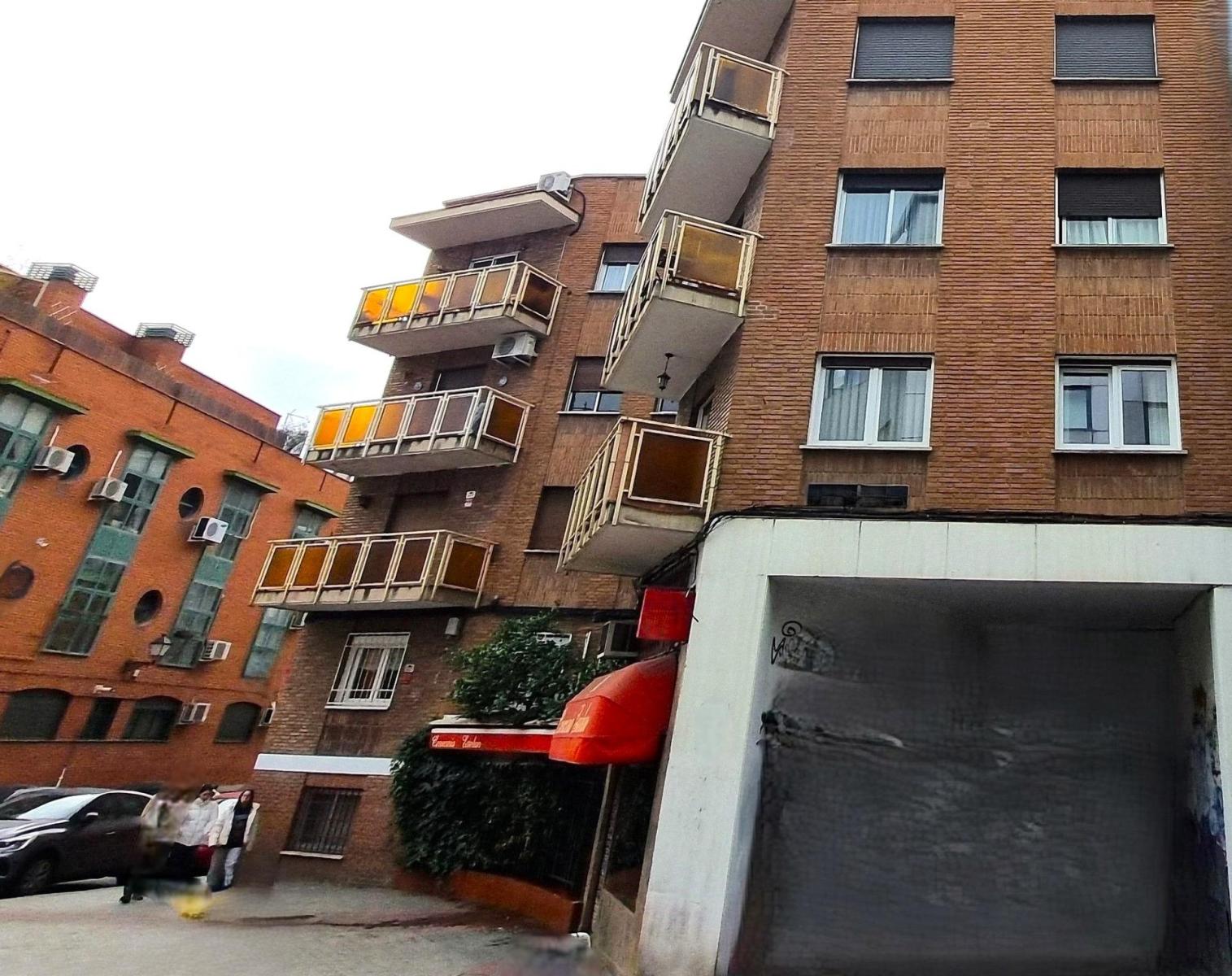 Garage for Sale in Madrid