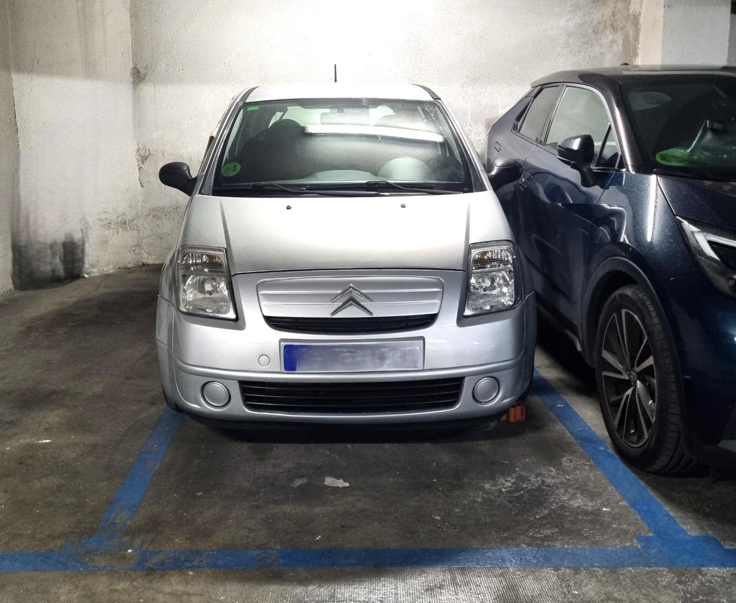 Garage for Sale in Madrid