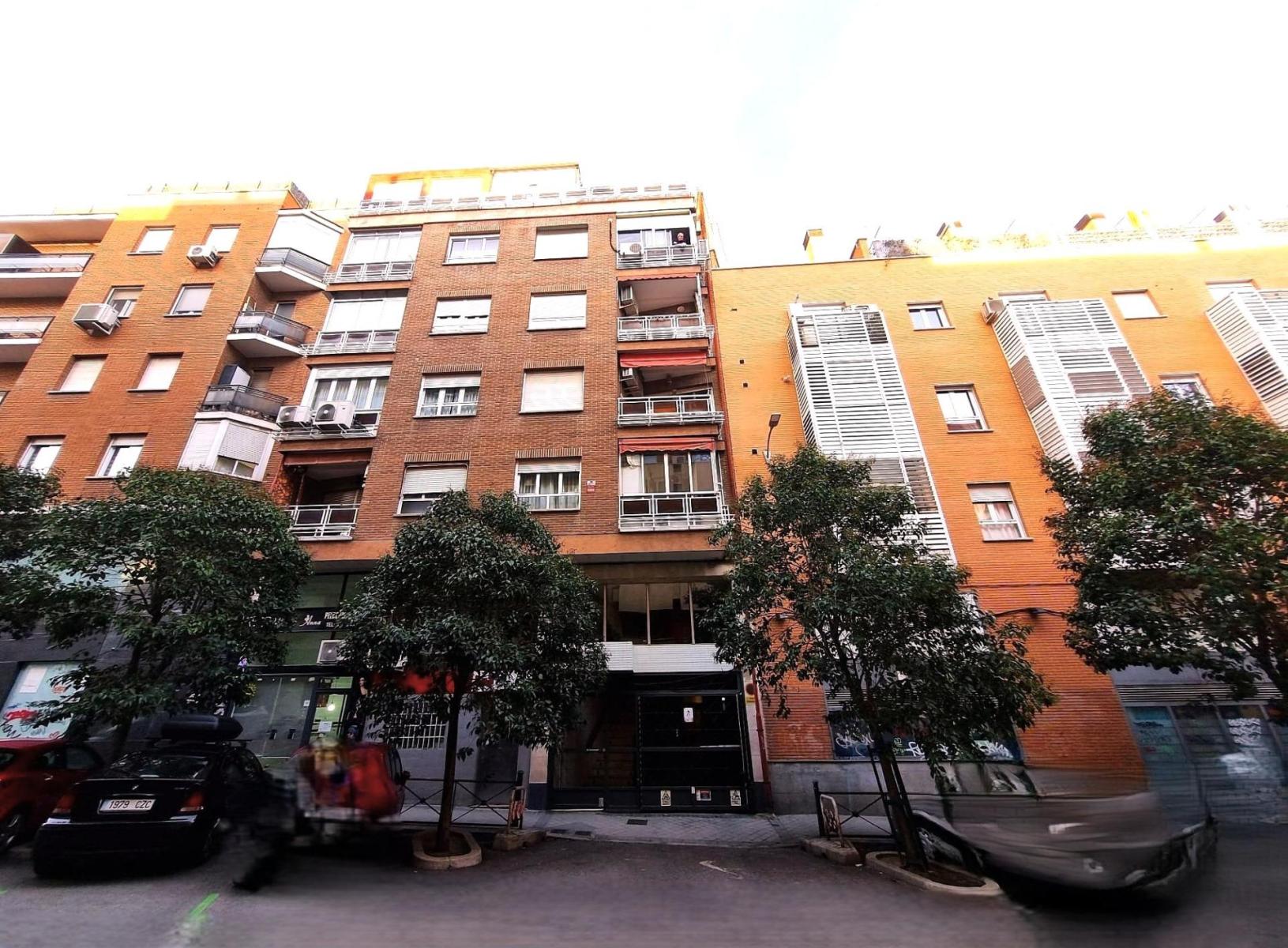 Garage for Rent in Madrid