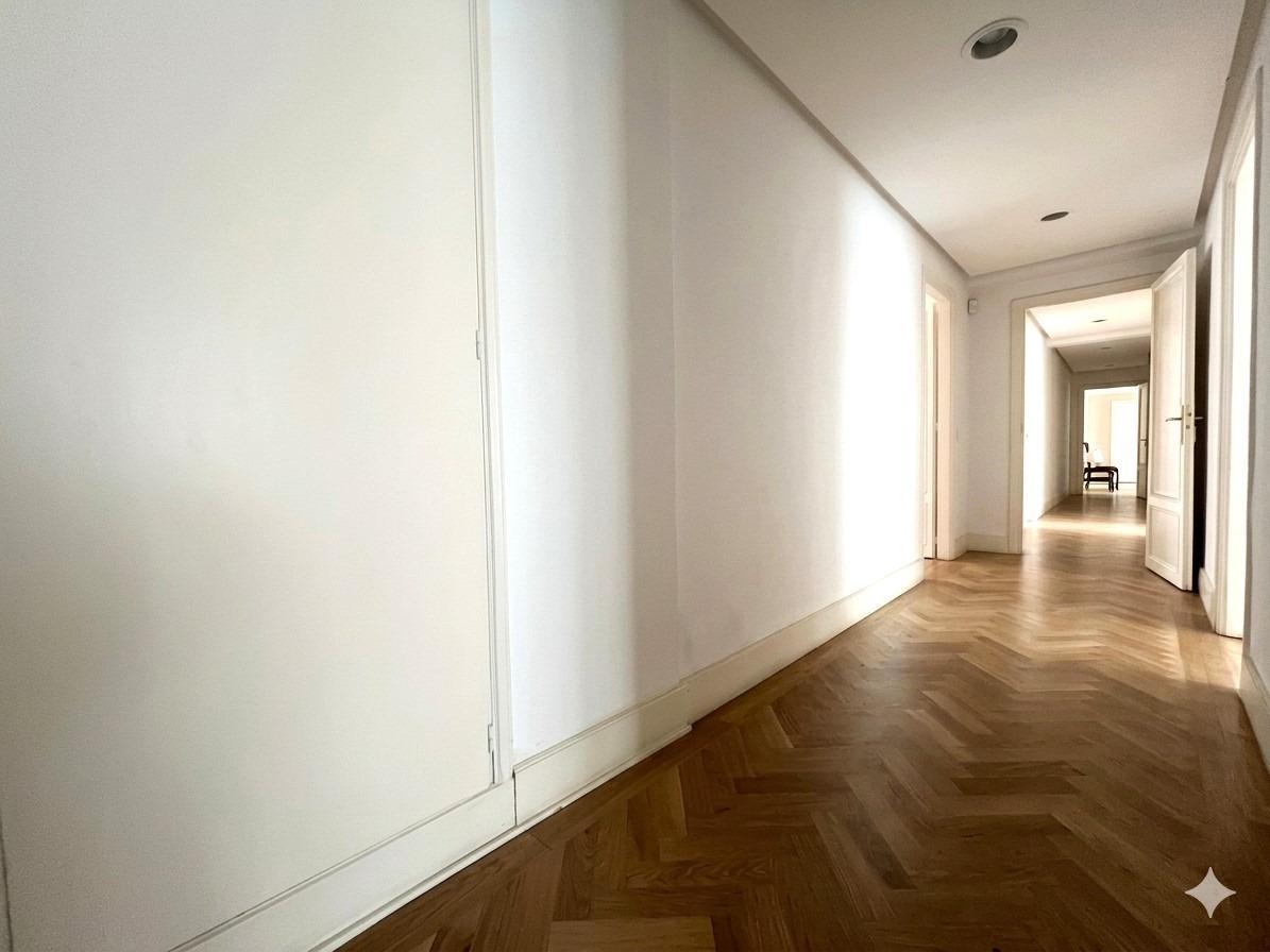 Office for Sale in Madrid
