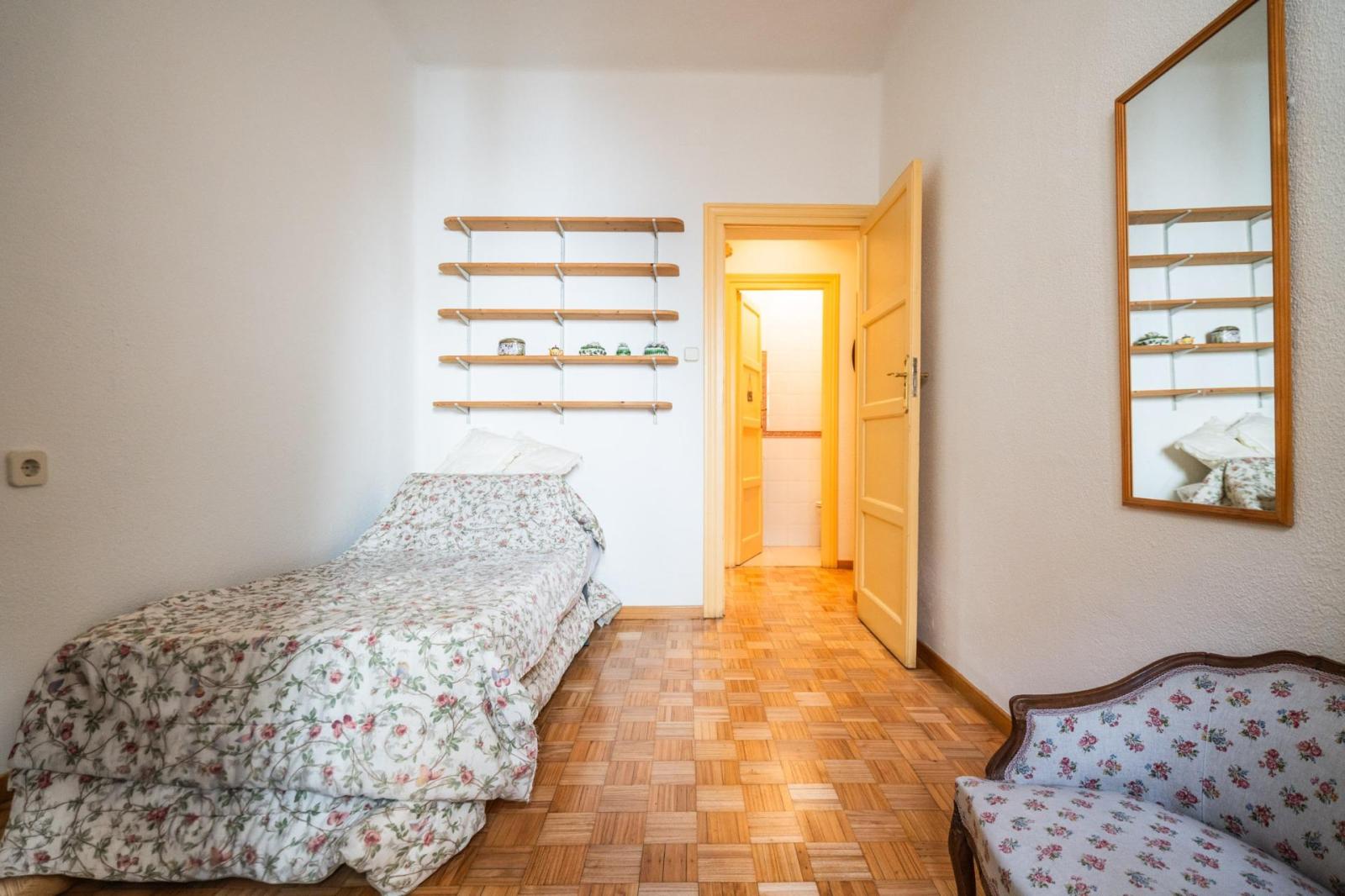 Flat for Sale in Madrid