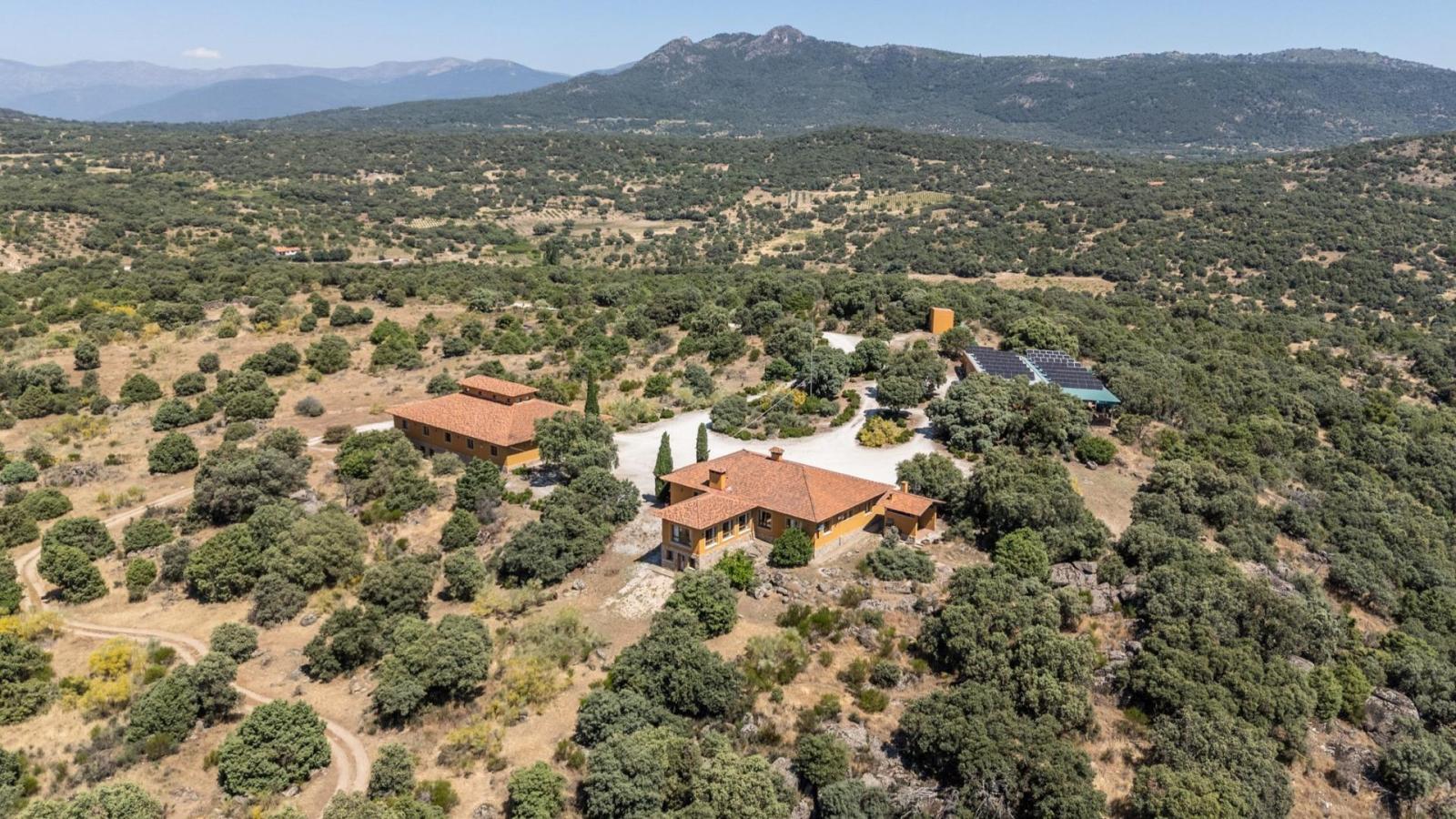 Country Property for Sale in Cenicientos