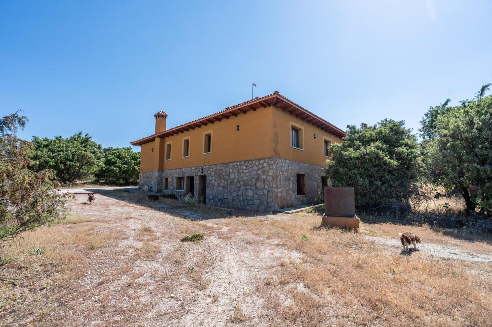 Country Property for Sale in Cenicientos