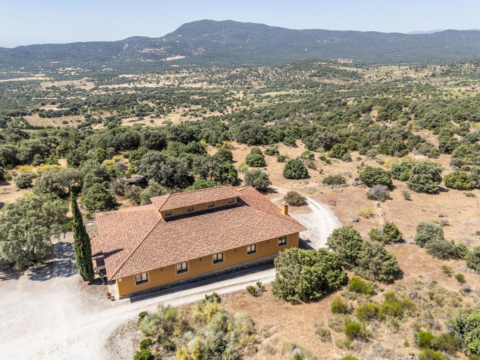Country Property for Sale in Cenicientos