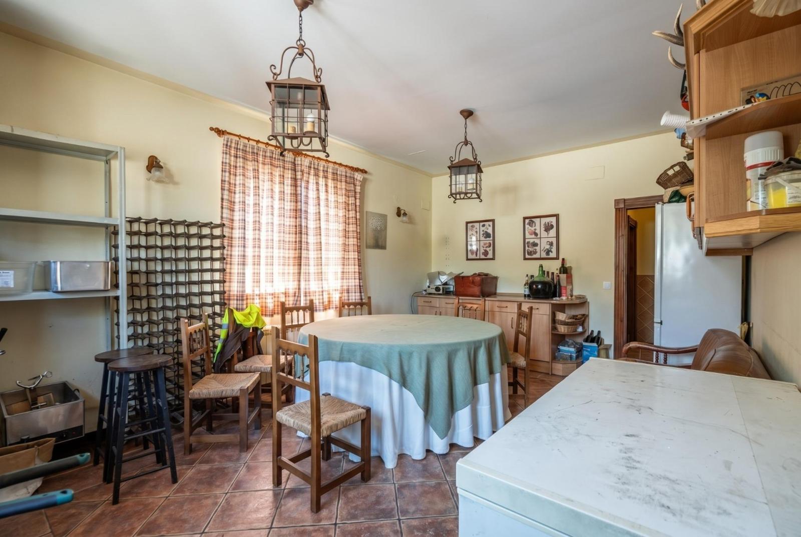 Country Property for Sale in Cenicientos