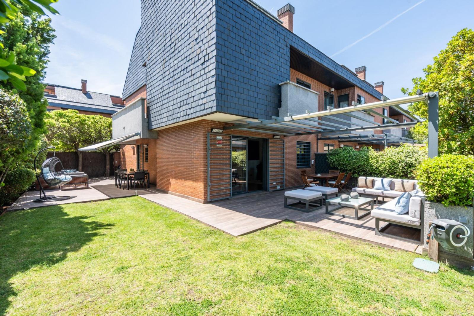 Semi-detached House for Sale in Las Rozas de Madrid