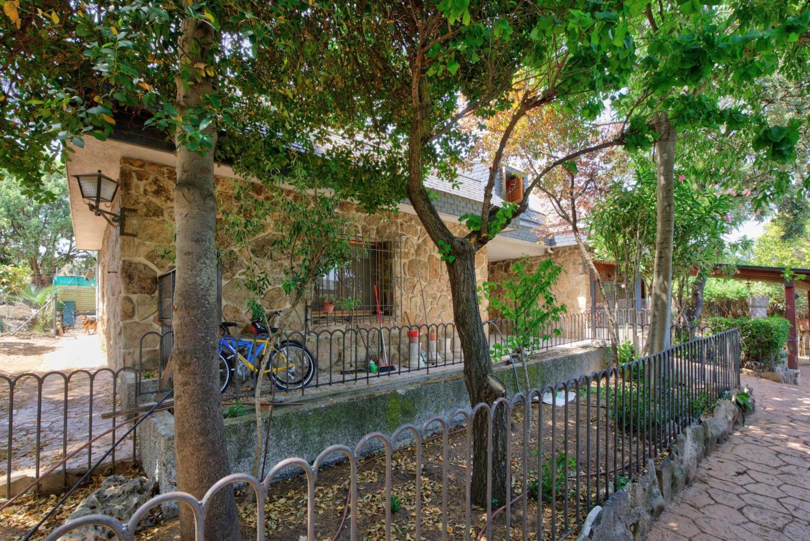 Chalet for Sale in Torrelodones
