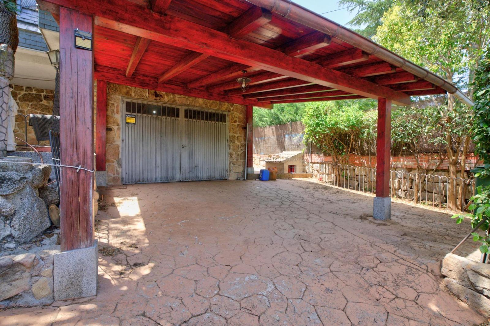 Chalet for Sale in Torrelodones
