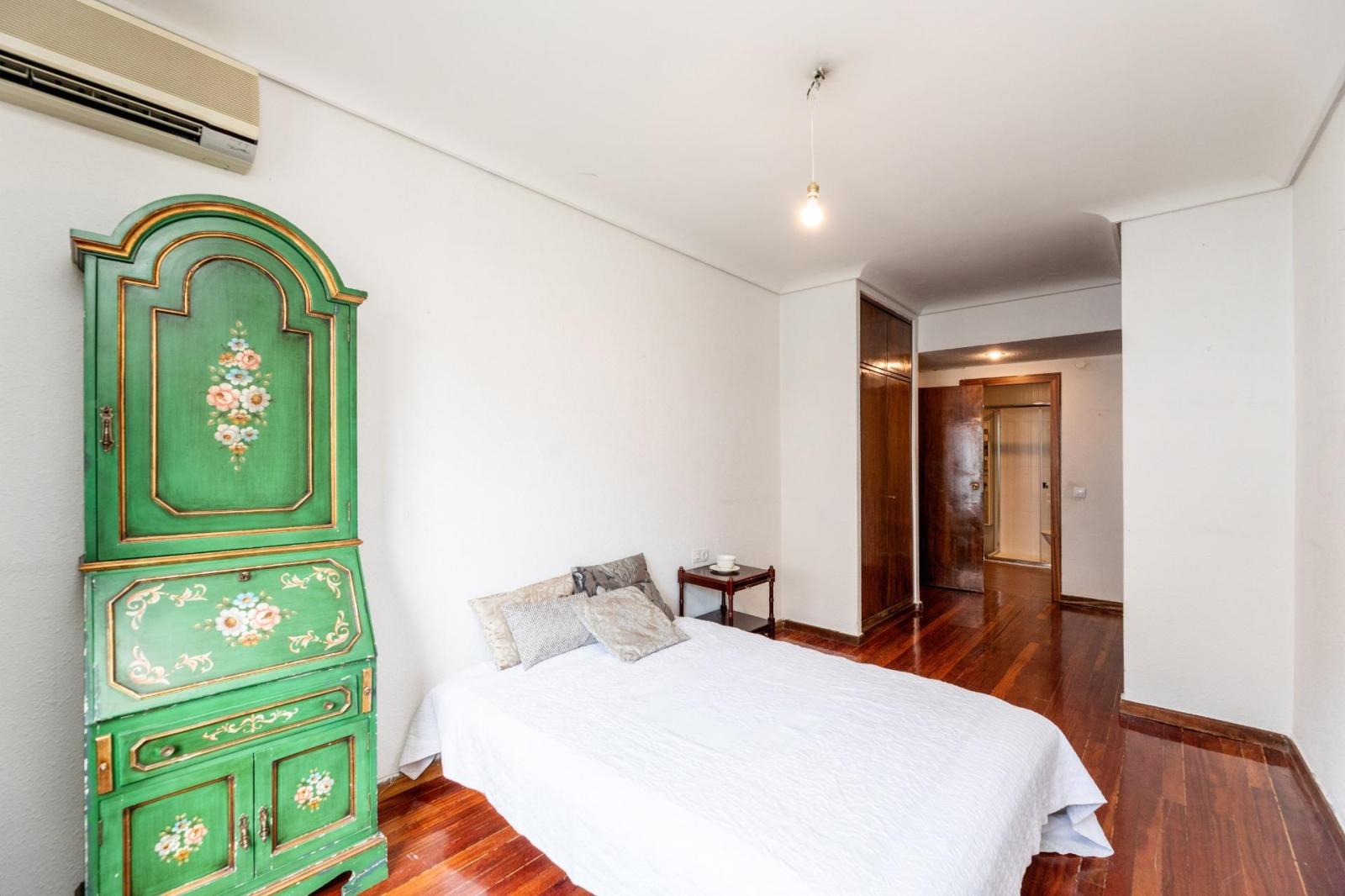 Flat for Sale in Madrid