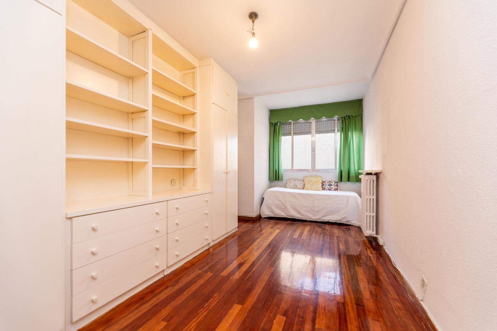 Flat for Sale in Madrid