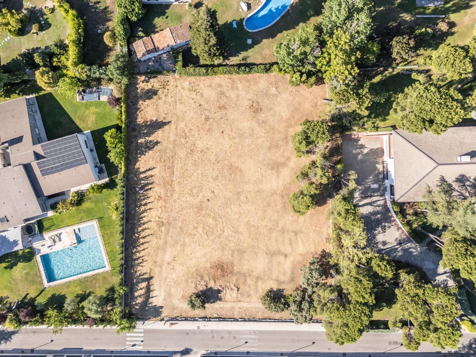 Plot for Sale in Madrid