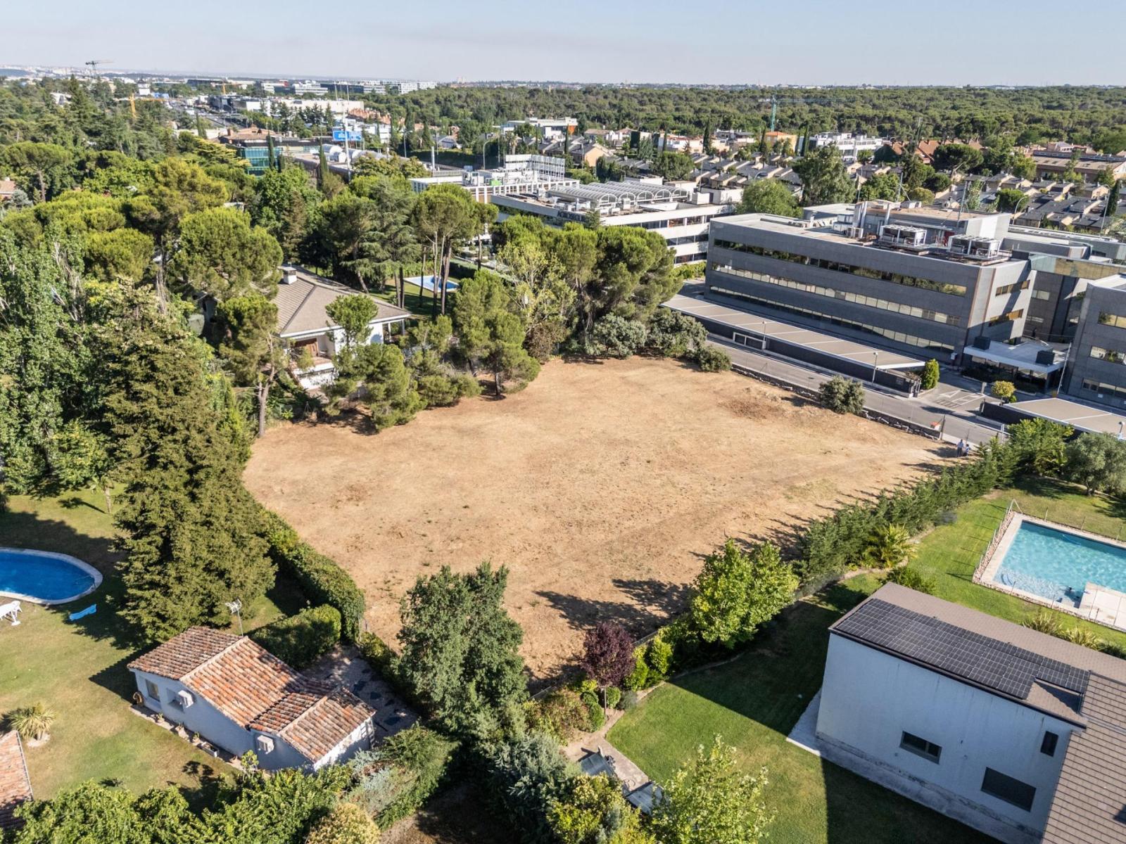 Plot for Sale in Madrid