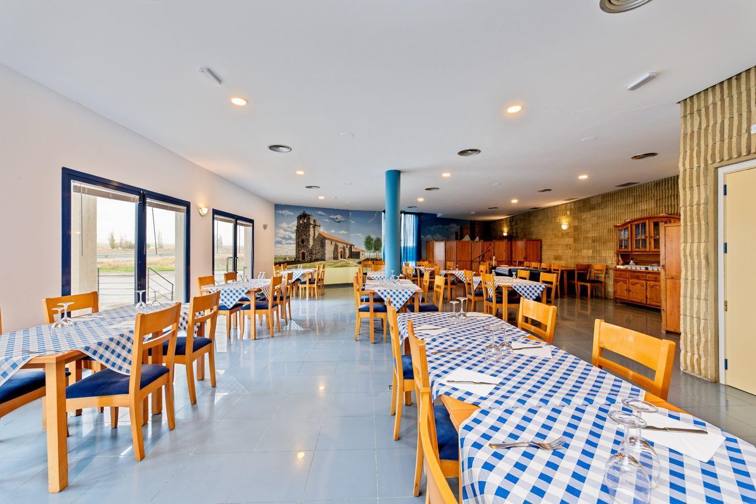 Building for Sale in Riocabado
