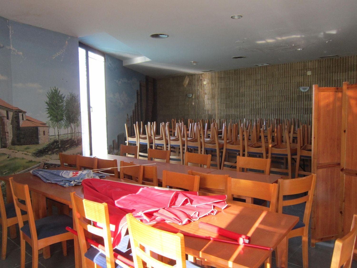Building for Sale in Riocabado