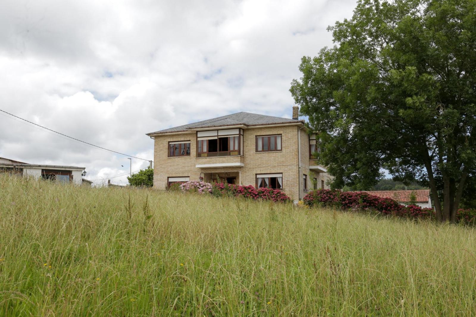 Chalet for Sale in Reocín