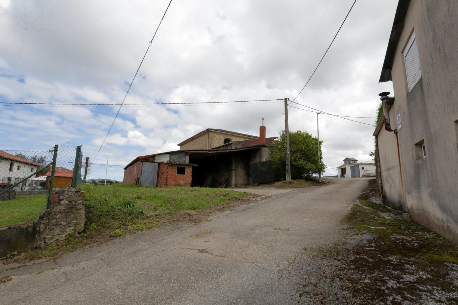Chalet for Sale in Reocín