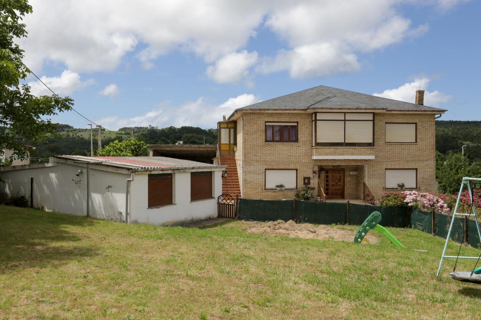 Chalet for Sale in Reocín