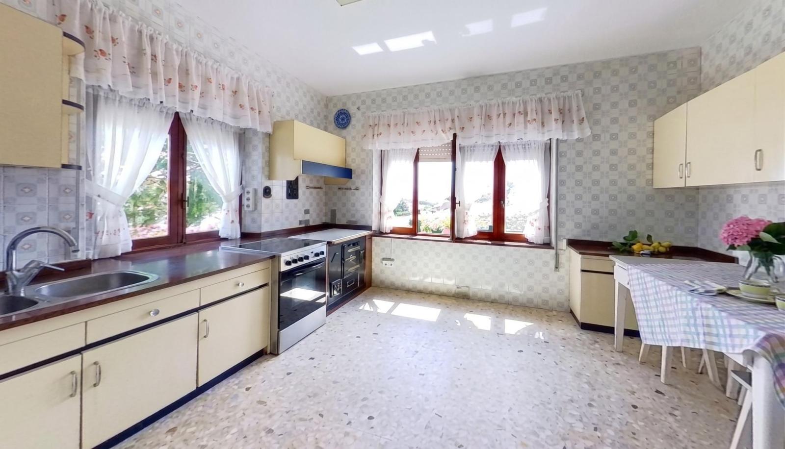 Chalet for Sale in Reocín