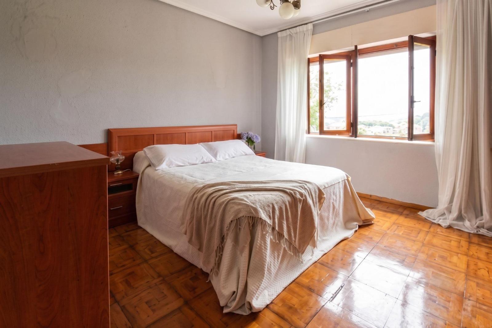 Chalet for Sale in Reocín