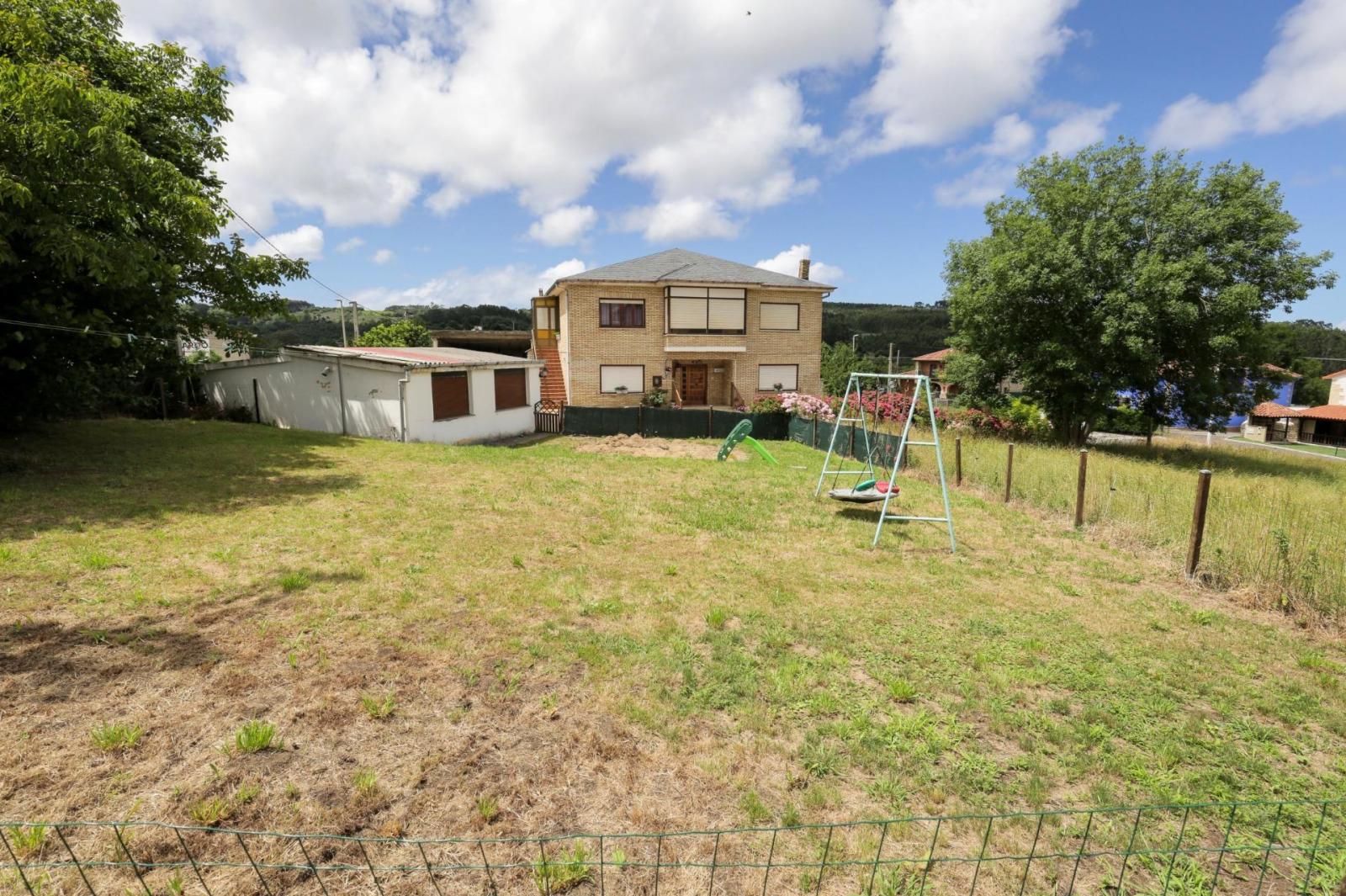 Chalet for Sale in Reocín