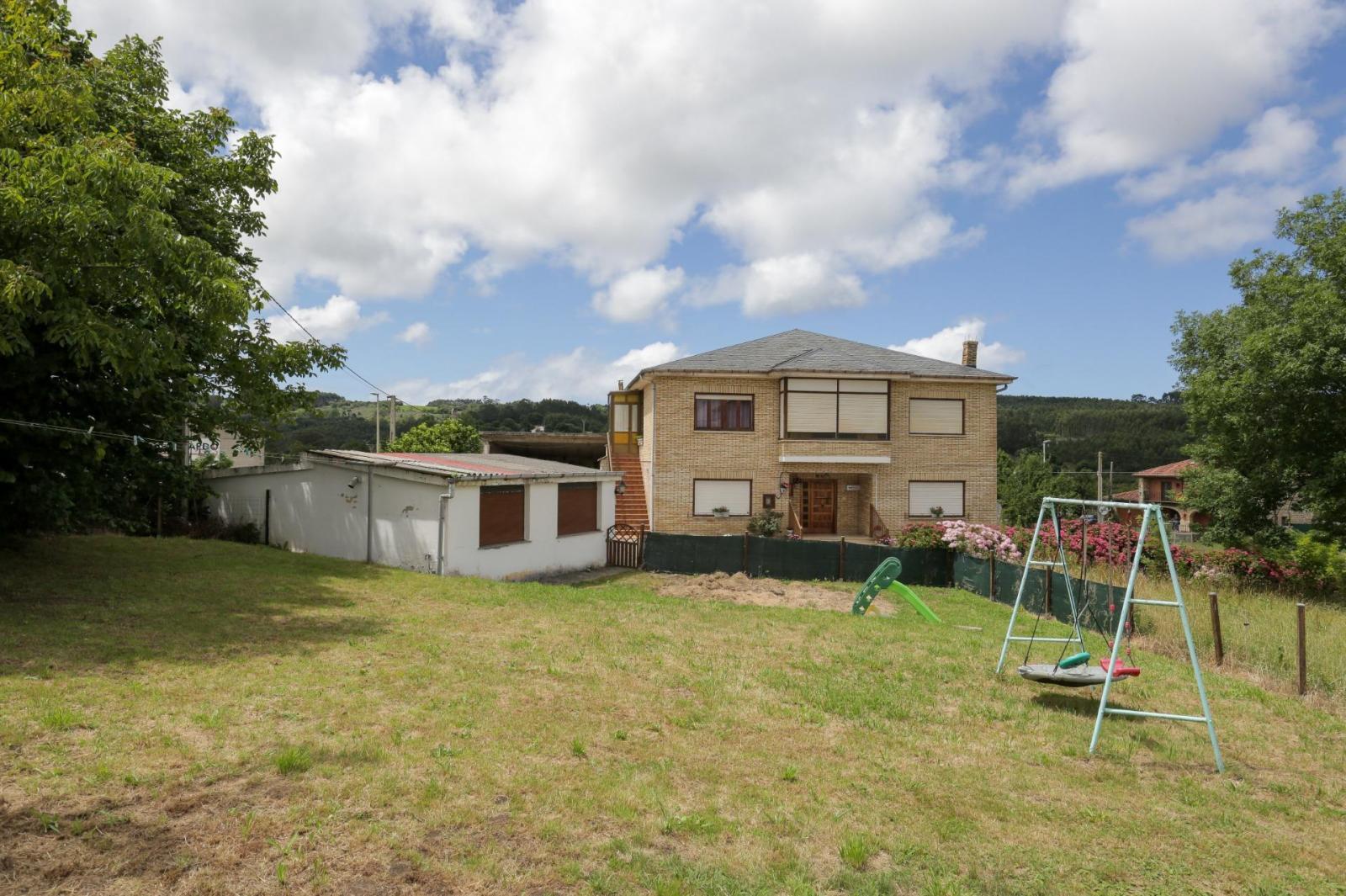 Chalet for Sale in Reocín