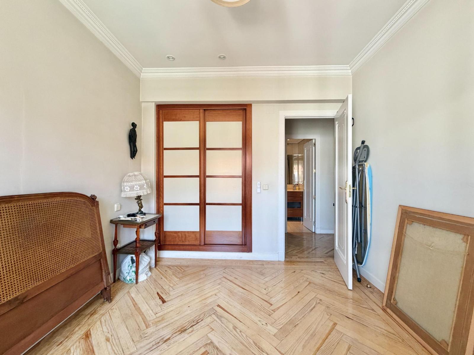 Flat for Sale in Madrid