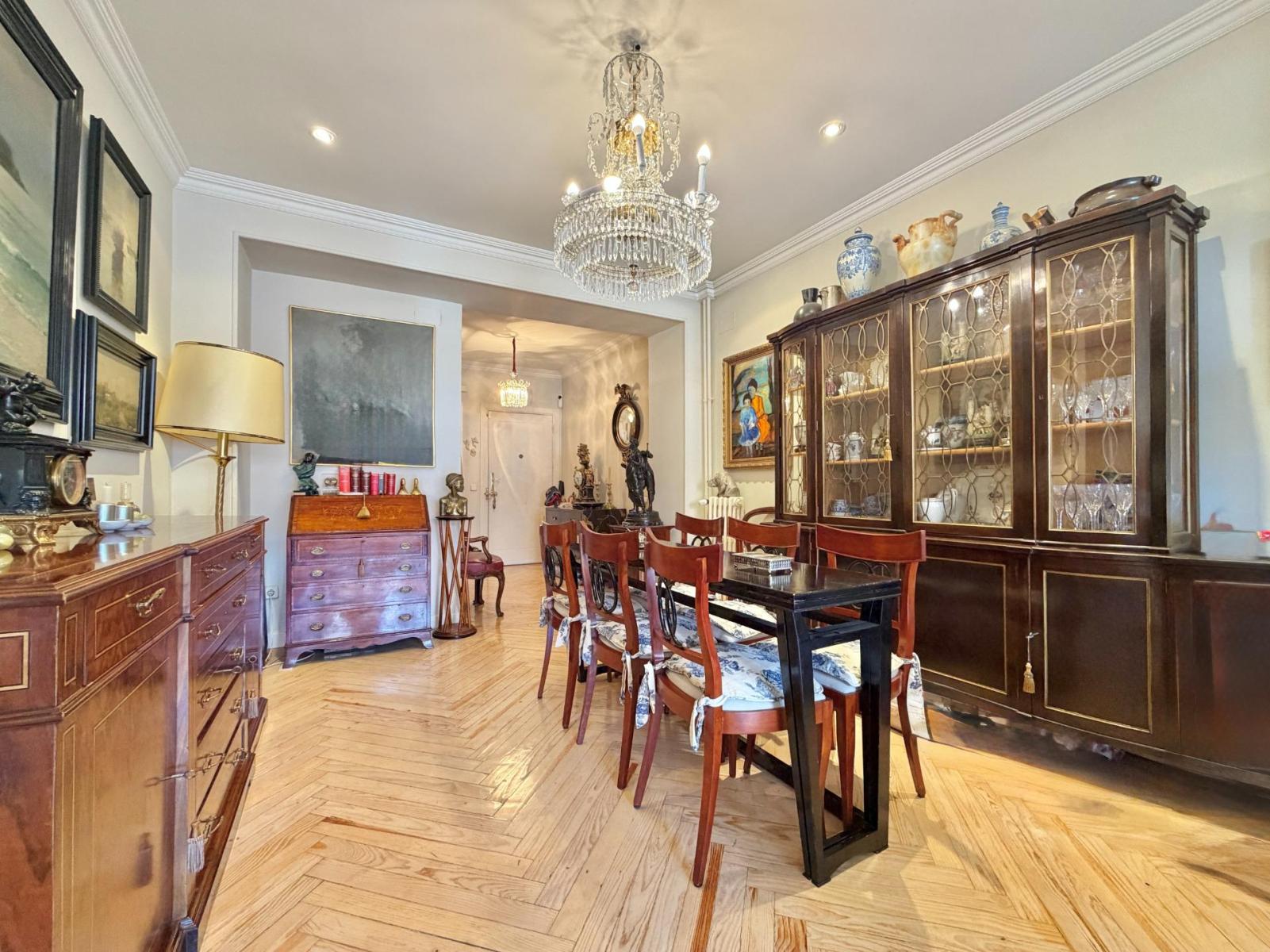 Flat for Sale in Madrid