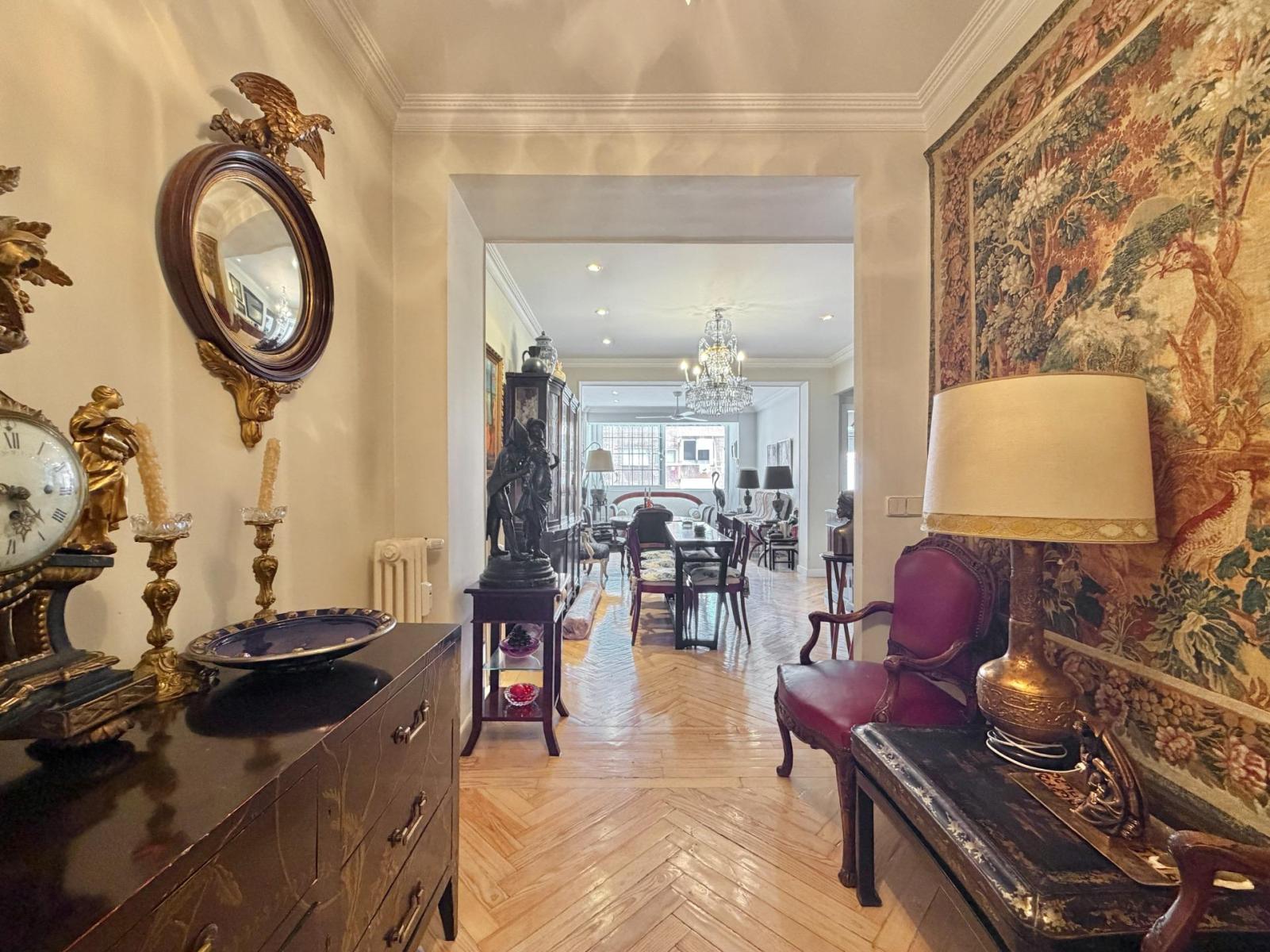 Flat for Sale in Madrid