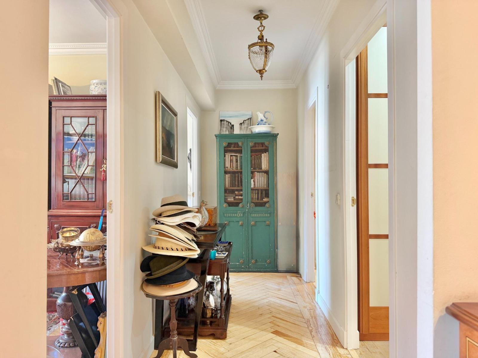 Flat for Sale in Madrid