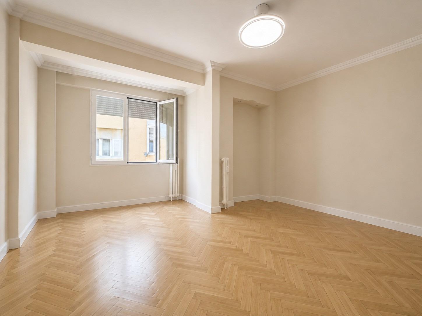 Flat for Sale in Madrid